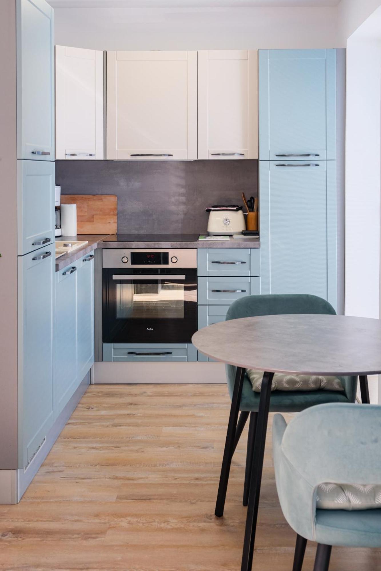 Studio Apartment Above Promenade W Terrace & Parking Rabac Exteriör bild