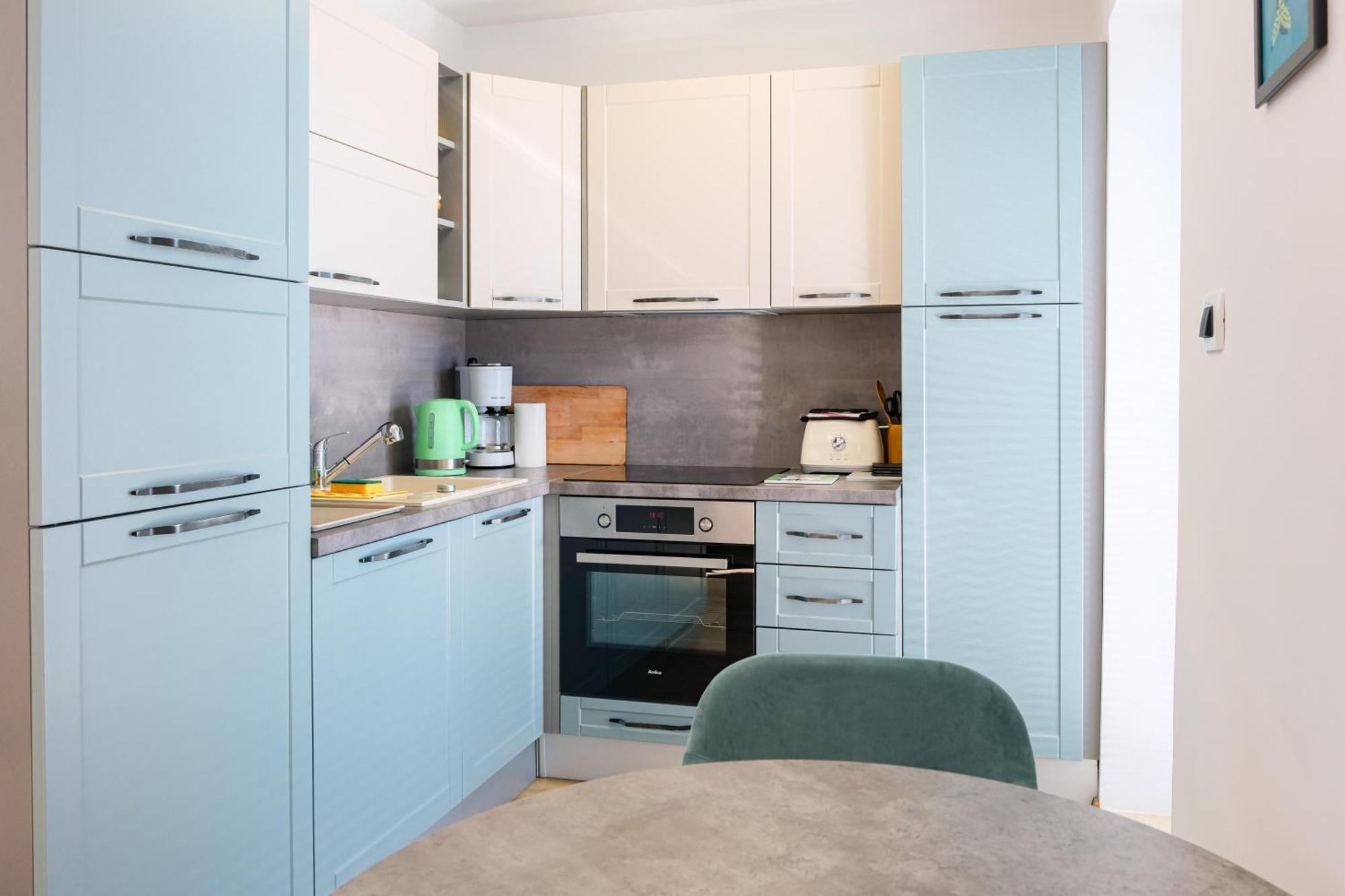 Studio Apartment Above Promenade W Terrace & Parking Rabac Exteriör bild